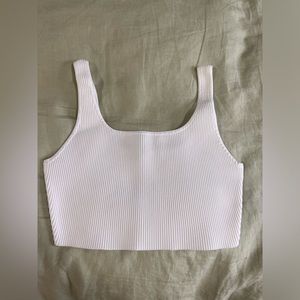 Aritzia Babaton square neck cropped rubbed tank
